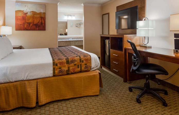 Suite-2 Rooms 3 Beds